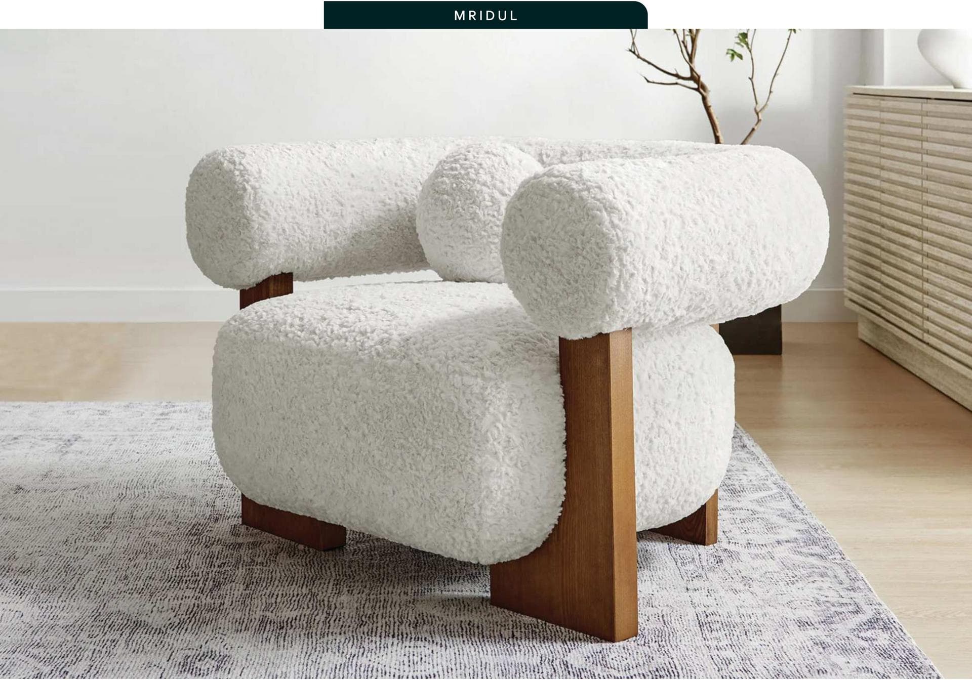 MRIDUL Geneva sofa application